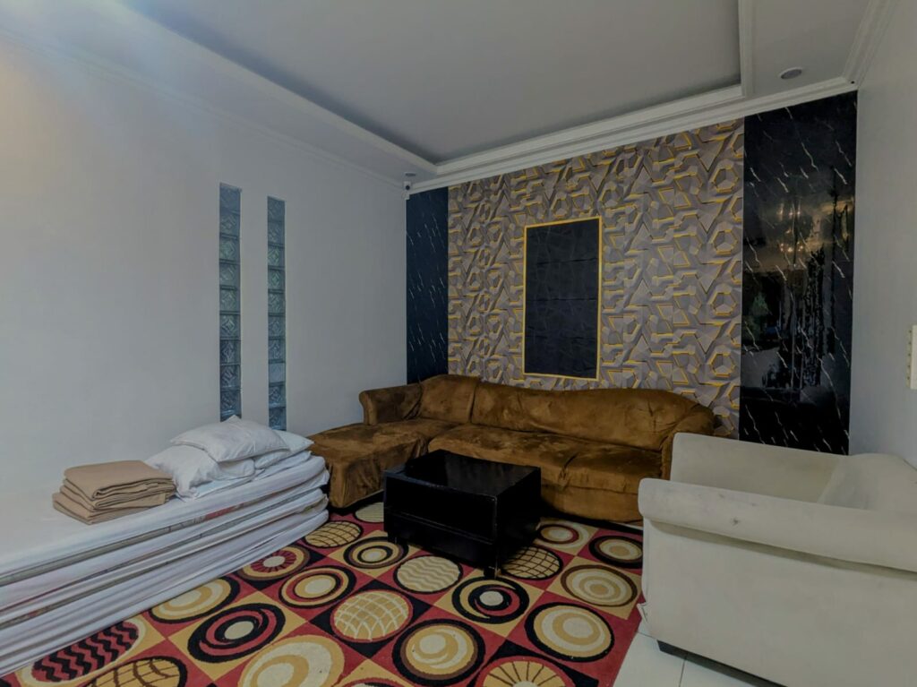 WhatsApp-Image-2025-11-29-at-3.34.14-PM-3