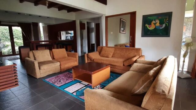 WhatsApp-Image-2025-12-04-at-2.18.01-PM-2