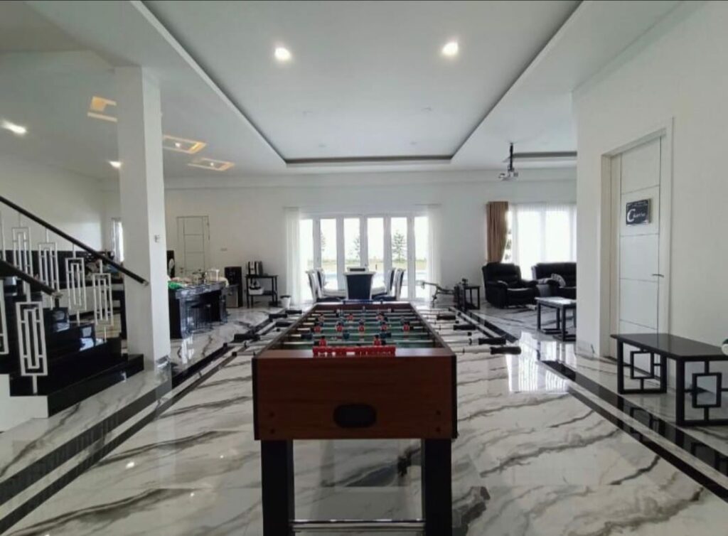 WhatsApp-Image-2025-12-04-at-2.25.51-PM-2