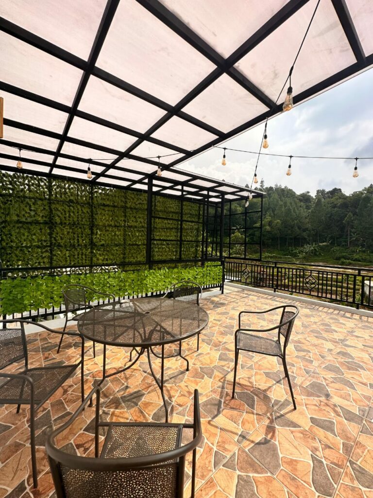 WhatsApp-Image-2025-12-06-at-2.21.31-PM-1