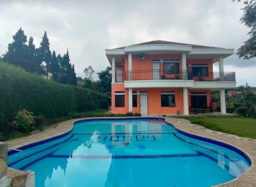 WhatsApp-Image-2025-12-06-at-6.04.18-PM