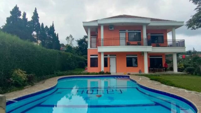 WhatsApp-Image-2025-12-06-at-6.04.18-PM